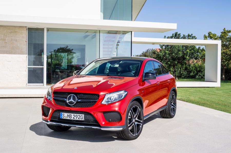  Mercedes-Benz GLE450 AMG 4Matic Coupe 2015 года  (фото 1 из 37)